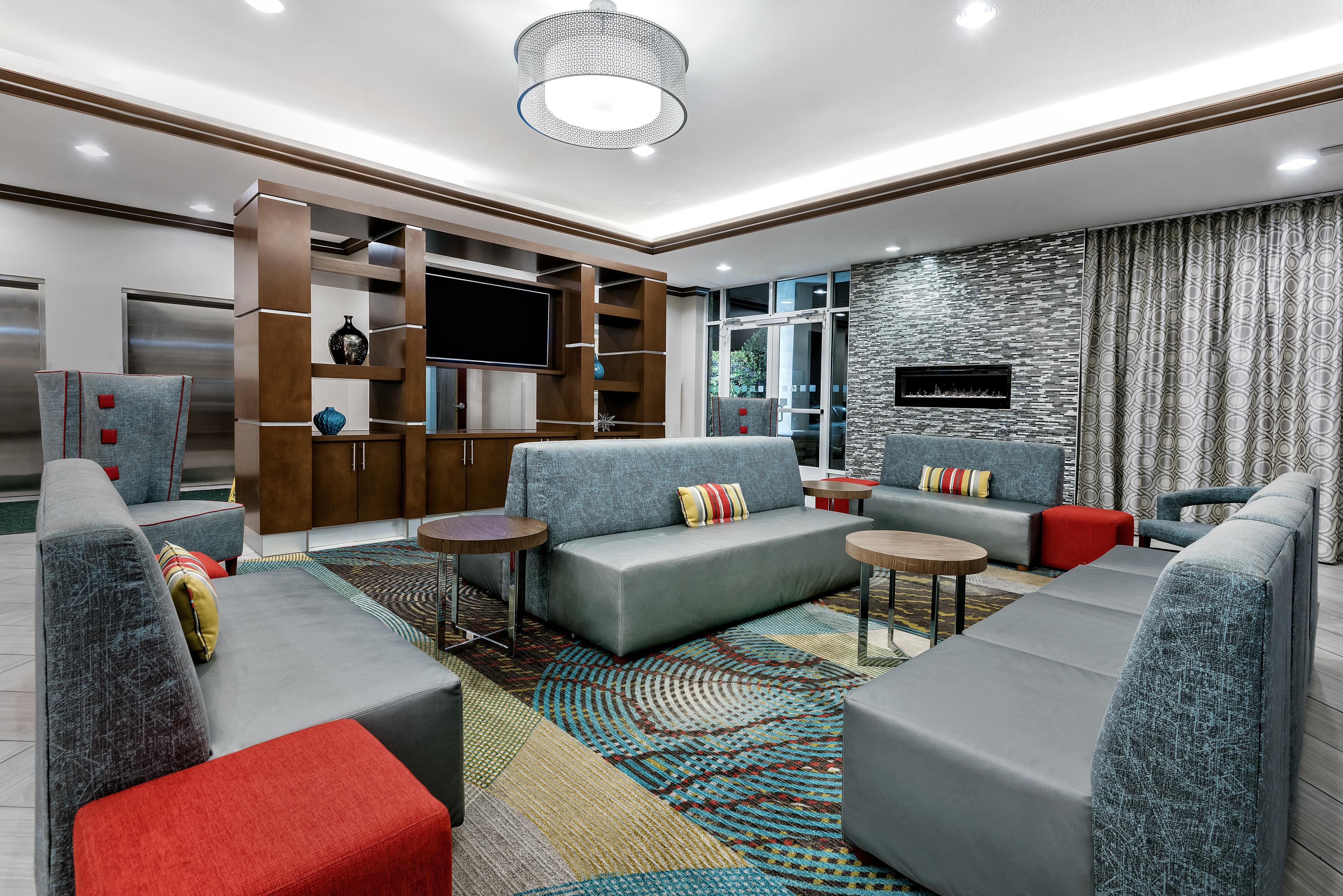 Holiday Inn & Suites College Station-Aggieland By Ihg Ngoại thất bức ảnh